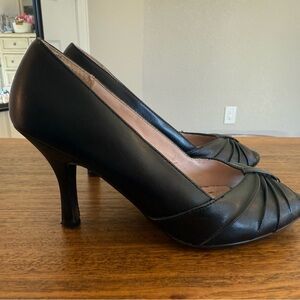 Black Peep-toe Heels